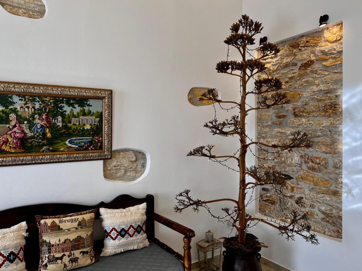 Petra Home Heritage And Hospitality Apérathos エクステリア 写真
