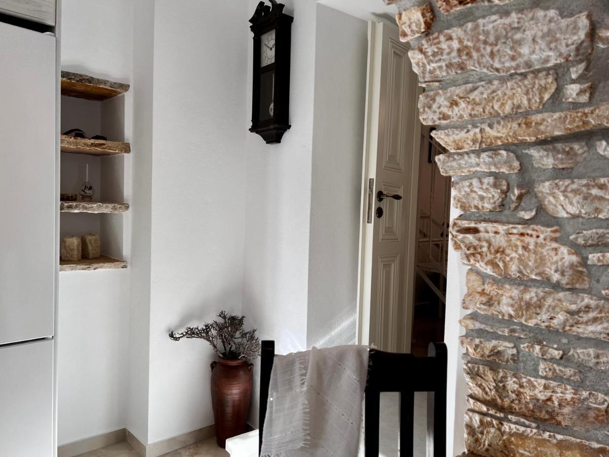 Petra Home Heritage And Hospitality Apérathos エクステリア 写真